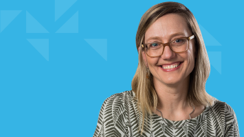 Public sector employee Katherine, Manager